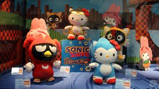Sonic’s integrity crumbles, under the cuteness of his recent Hello Kitty collab.