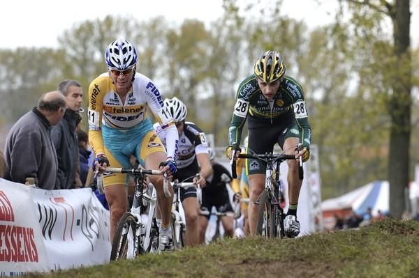 Petr Dlask (Telenet Fidea) and Rob Peeters (Landbouwkrediet Colnago)