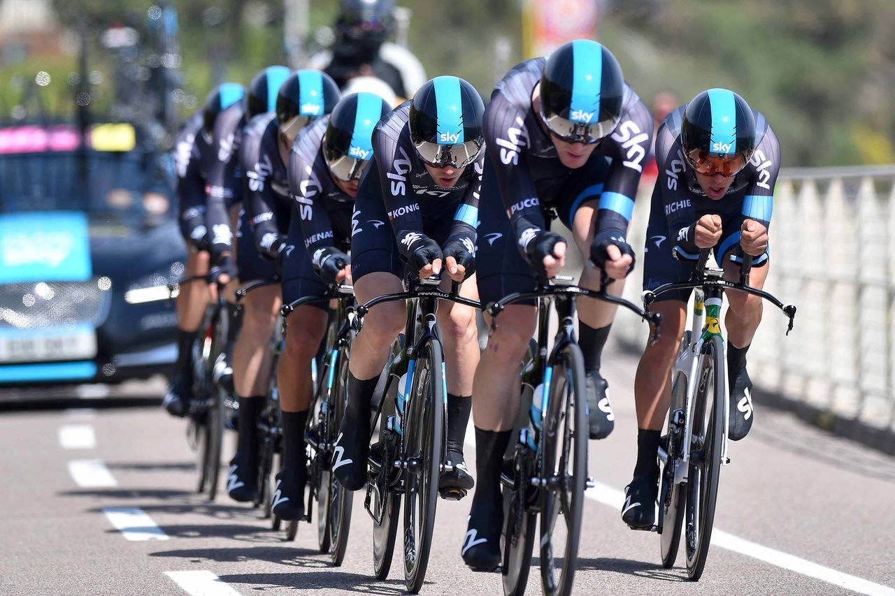 Team Sky faltered and Porte lost a few seconds on his rivals