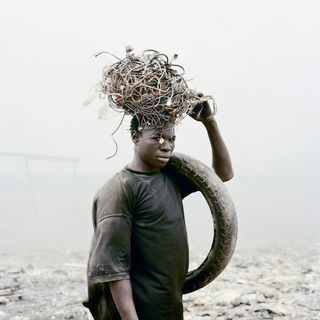 Yakubu Al Hasan, Agbogbloshie Market, Accra, Ghana 2009 Pieter Hugo. Courtesy of Stevenson Gallery, Cape Town and Yossi Milo Gallery, New York