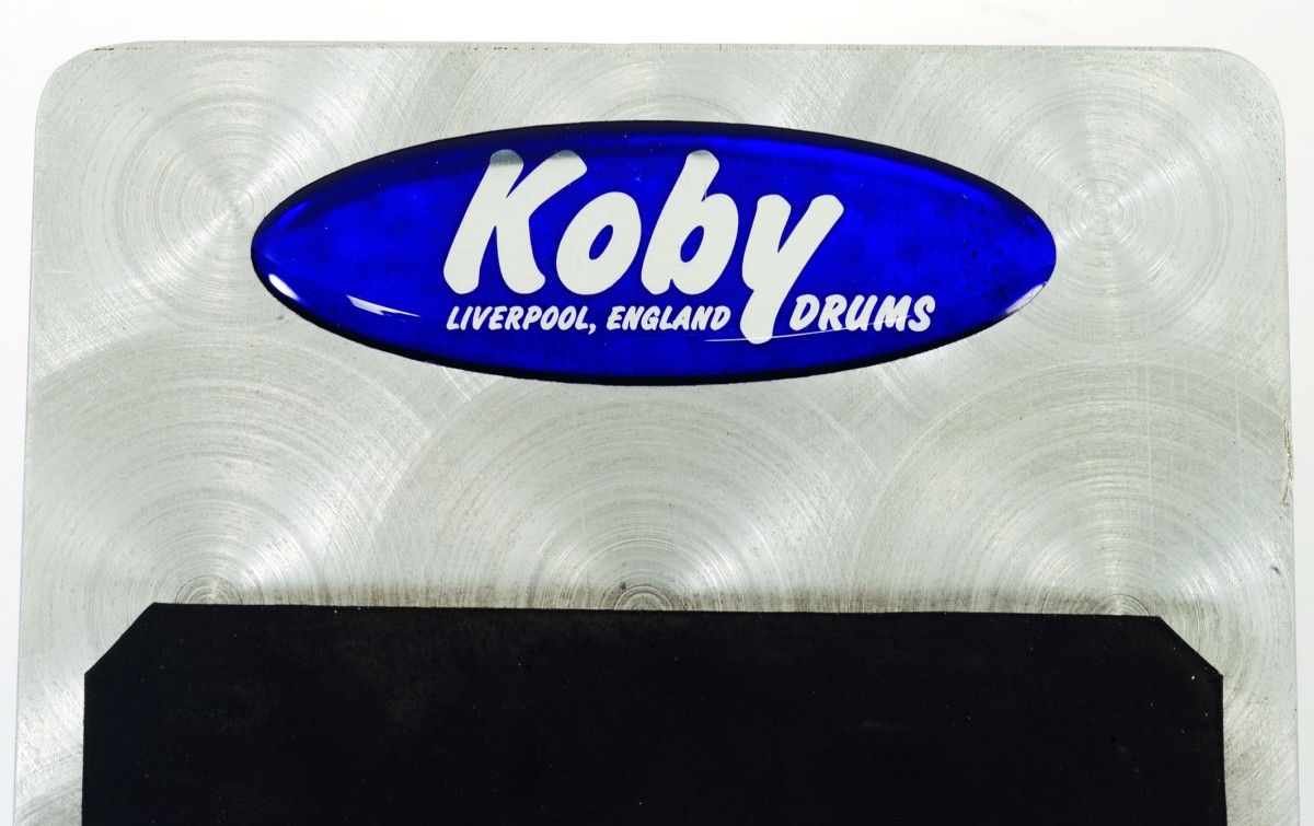 Plate aluminium is used for the baseplates and footplates, rather than cast, making the pedals exceptionally strong