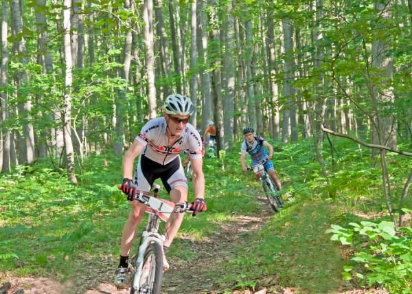 Jeff Schalk is pursued by Christian Tanguy in the 2010 race