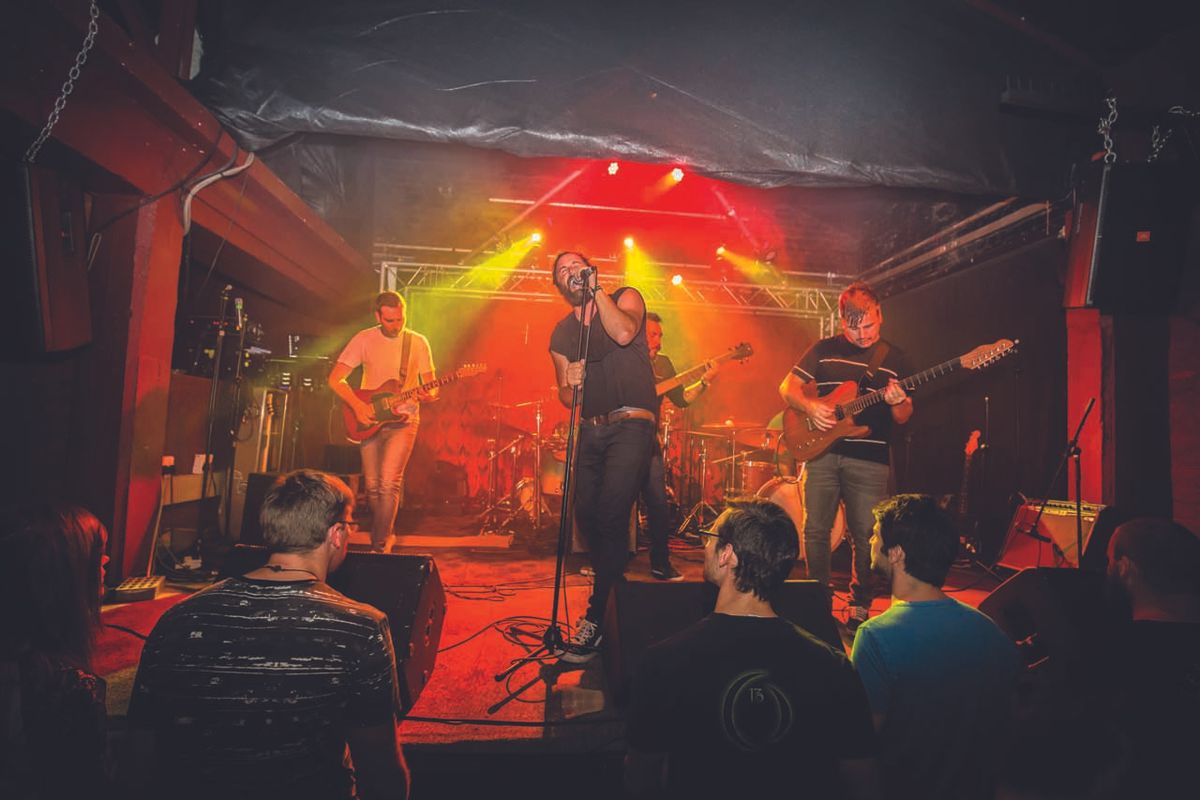 Verona Walls play to a home crowd in Cape Town