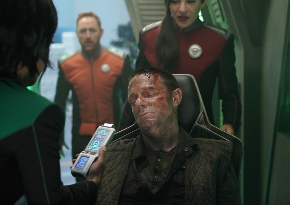 Lt. Malloy s Old Friend Isn t What He Seems in The Orville Episode