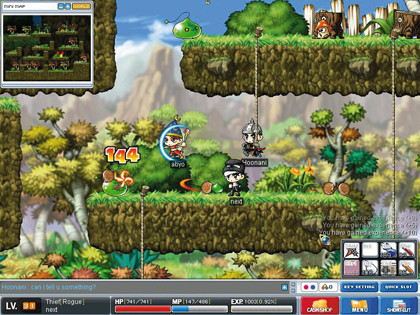 Maplestory players platforming and beating up monsters