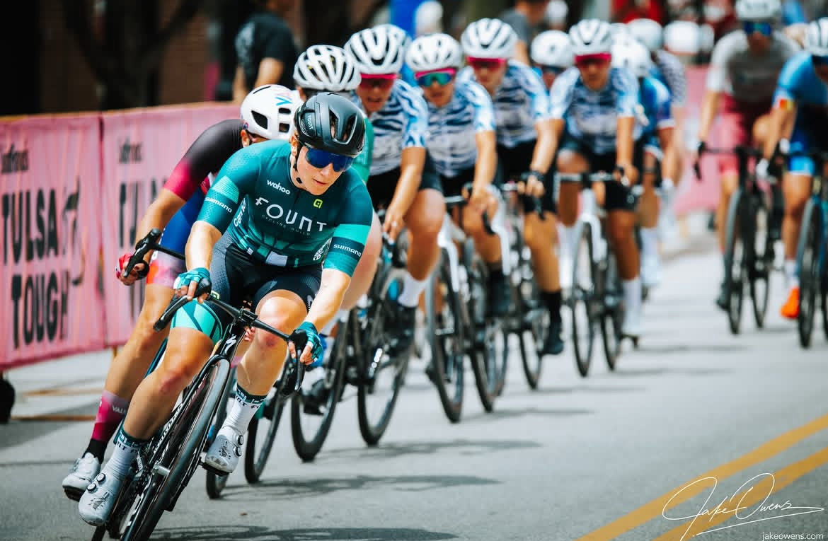 Dani Audino races with Fount Cycling in her first Tulsa Tough event in 2025