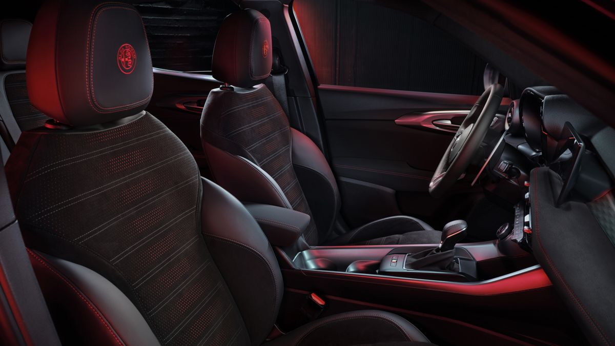 Front seats in the Alfa Romeo Tonale