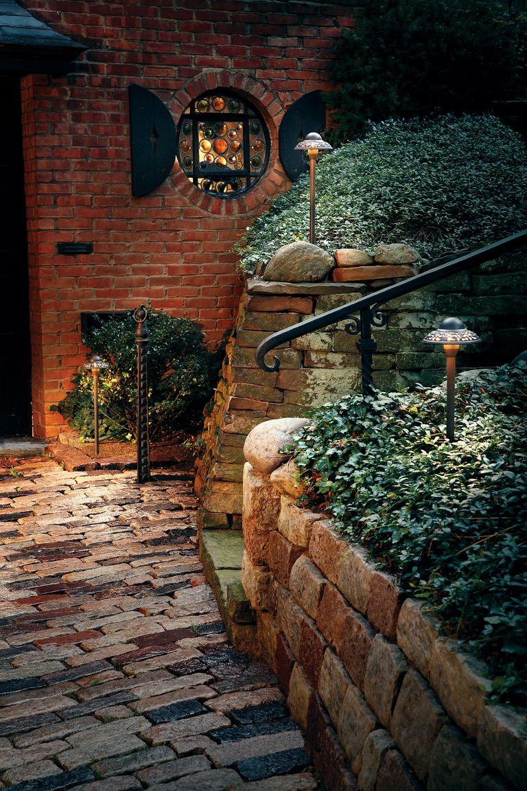 Front yard lighting ideas: 10 ways to illuminate your garden