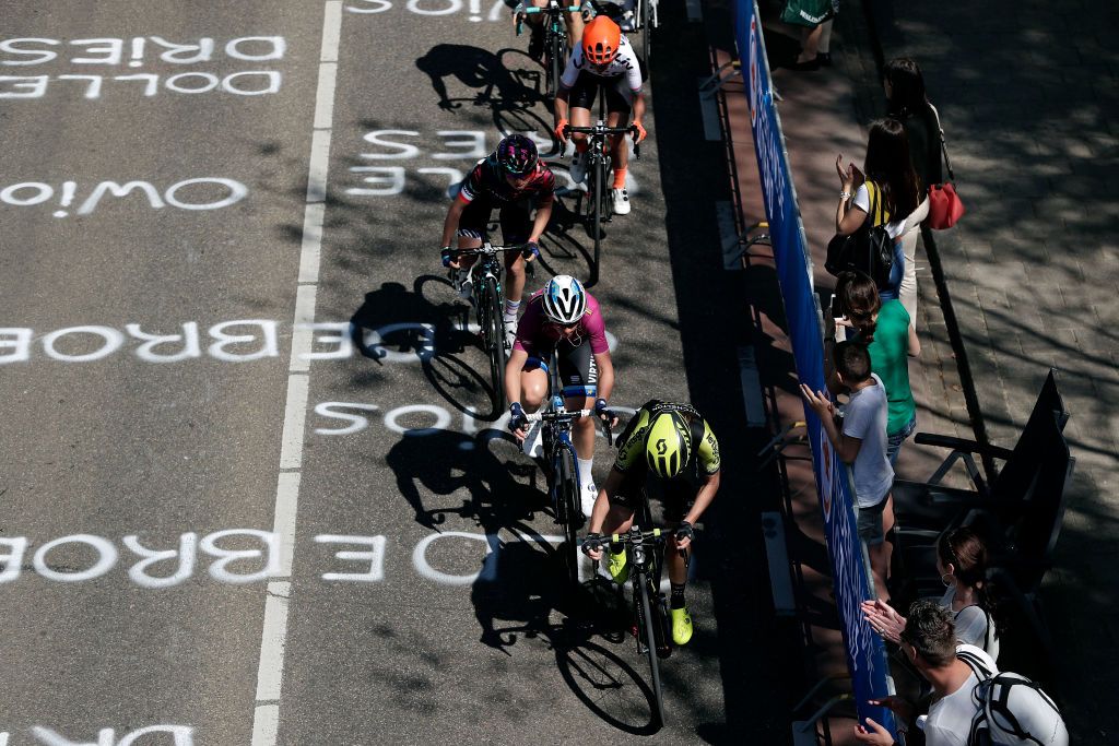 Van Vleuten, Bastianelli, Niewiadoma and Moolman Pasio