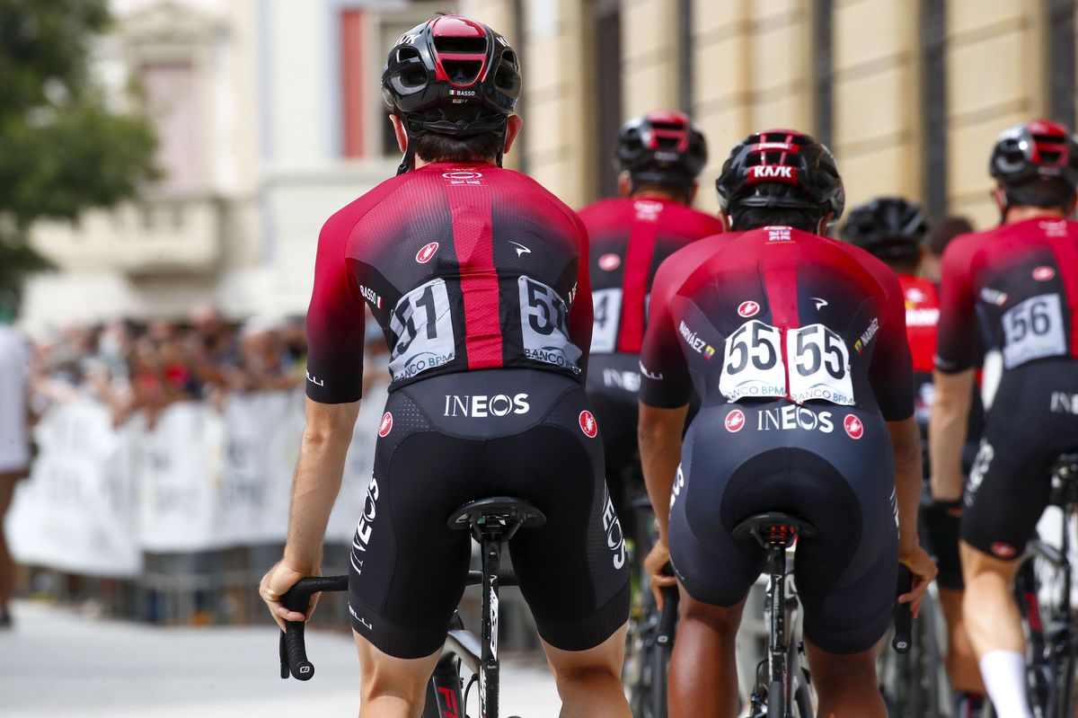 Team Ineos head to the sign in at the Gran Trittico Lombardo