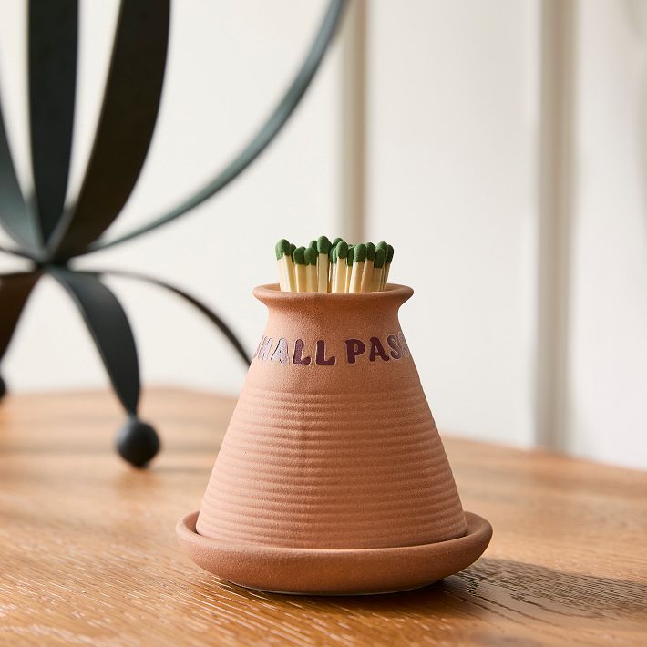 Pierce &amp;amp; Ward Clay Match Strike