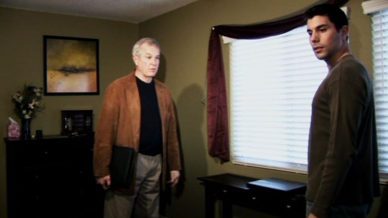 Paranormal Activity (2007) screenshot