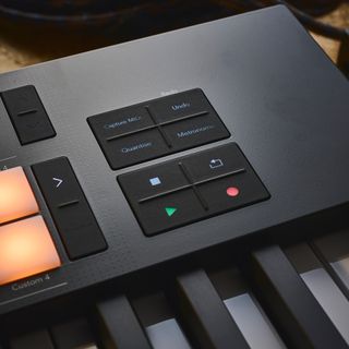 Novation Launchkey 61 & 49 semi-weighted keybed