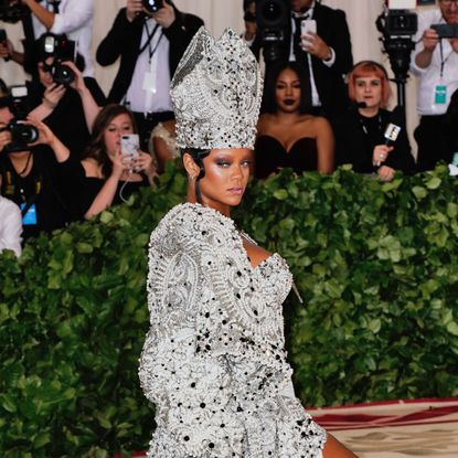 Heavenly Bodies: Fashion 
The Catholic Imagination Costume Institute Gala