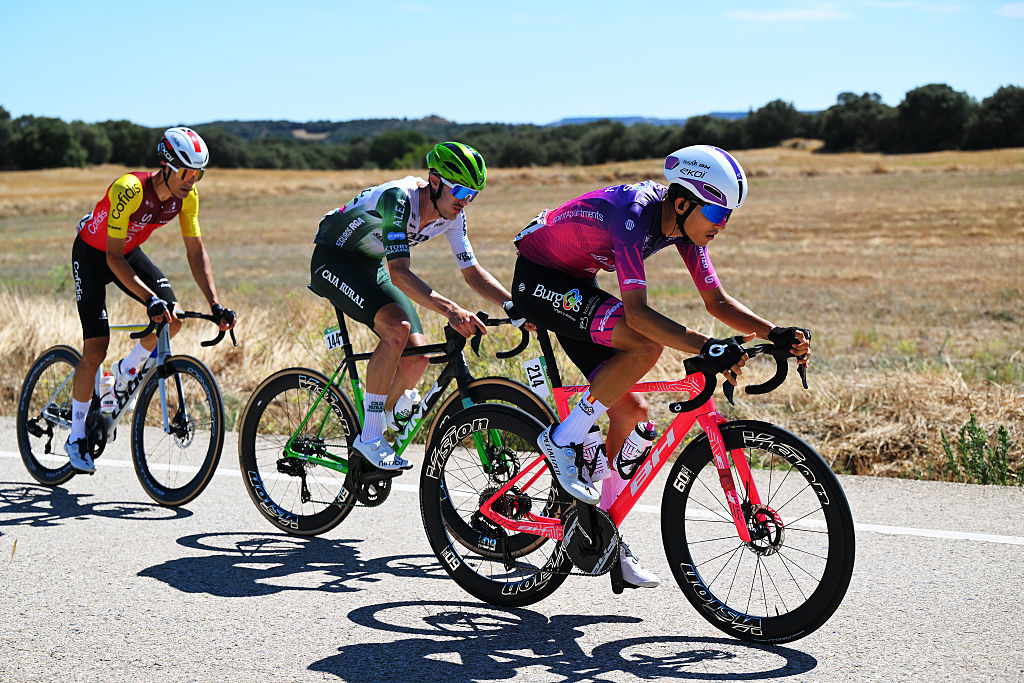 ZARAGOZA, SPAIN - AUGUST 30: (L-R) Sergio Samitier of Spain and Team Cofidis, Joan Bou of Spain and Team Caja Rural - Seguros RGA and Jose Luis Faura of Spain and Team Burgos Burpellet BH compete in the breakaway during the La Vuelta - 80th Tour of Spain 2025, Stage 8 a 163.5km stage from Monzon Templario to Zaragoza / #UCIWT / on August 30, 2025 in Zaragoza, Spain. (Photo by Tim de Waele/Getty Images)