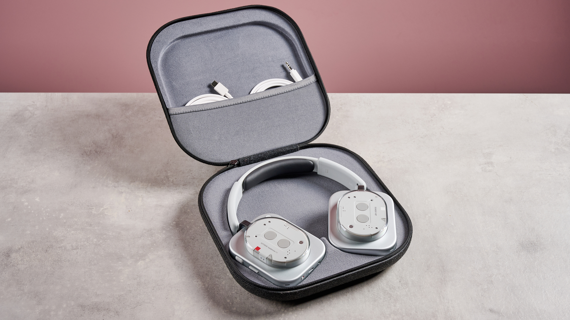 The Nothing Headphone (1) in their open case