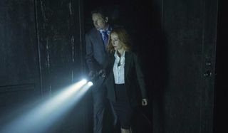 the x files season 10 mulder scully flashlights