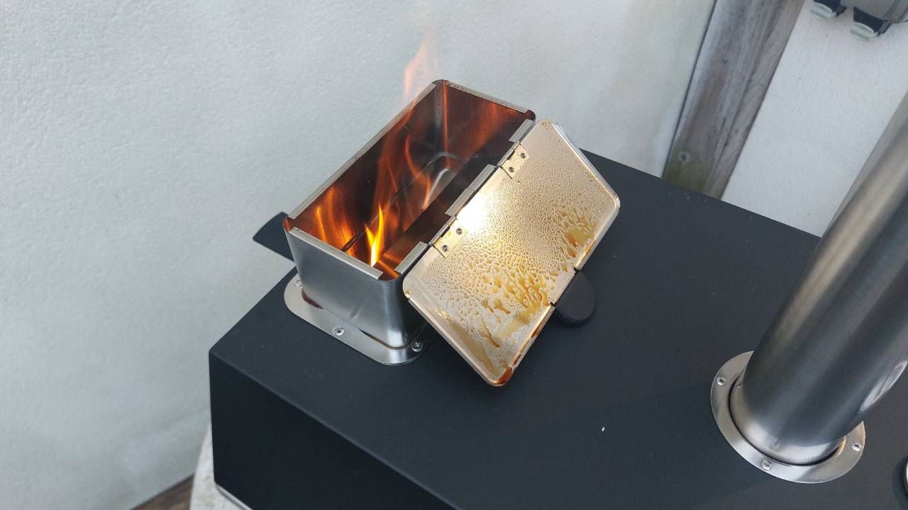 Vonhaus Outdoor Wood Pellet Pizza Oven