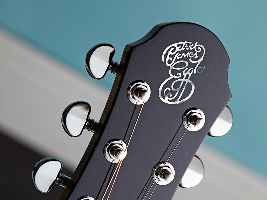 Eggle opted for Grover tuners rather than Waverlys for aesthetic reasons.