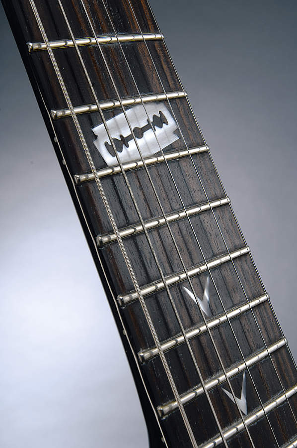 The 255 offers 25.5 inches and 24 frets of widdling action