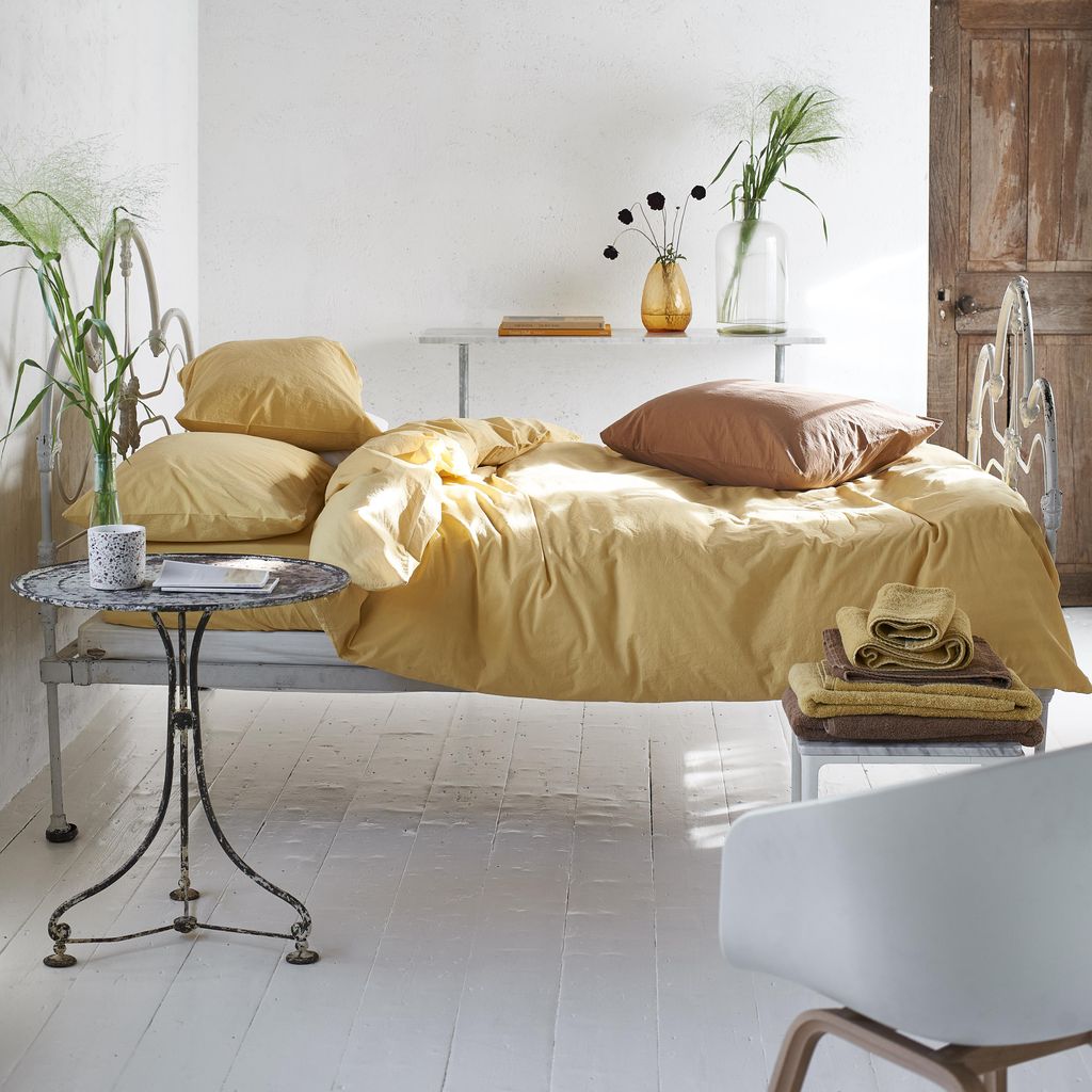 Whitest white paint ever created could help fight climate change