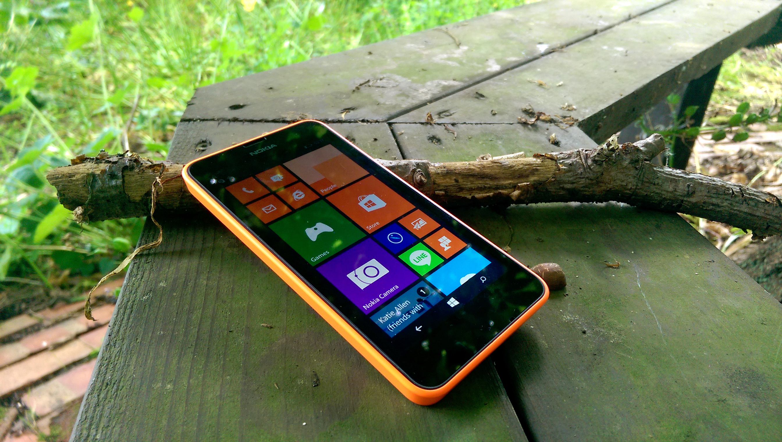 Nokia Lumia 630 8GB Smartphone Windows Mobile Phone White/Green