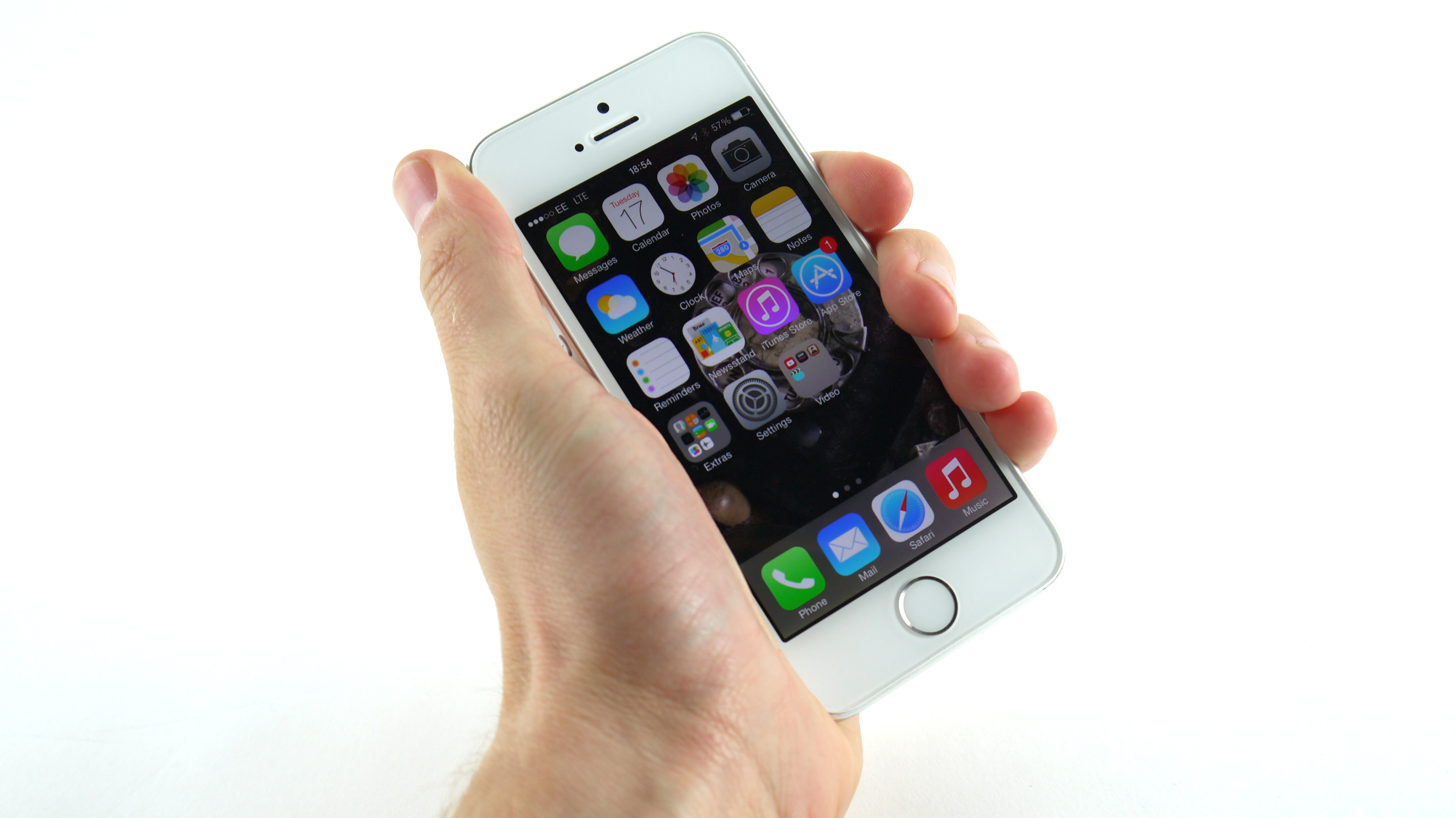 iPhone 5S and 5C sales hit 9 million in three days