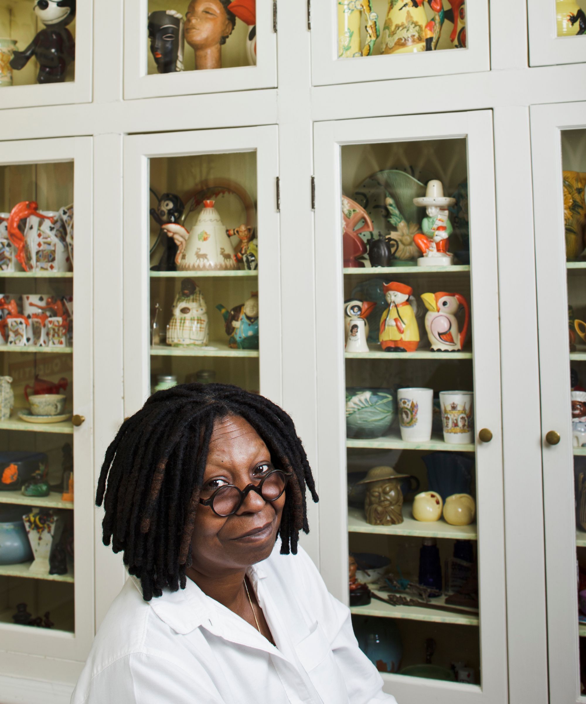 whoopi goldberg in her kitchen