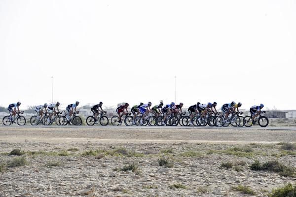 An elite selection formed in the closing kilometres of stage 4.
