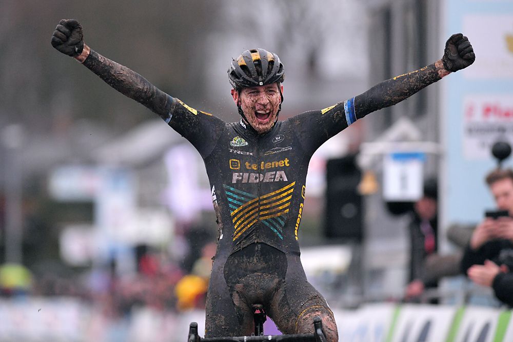 Toon Aerts (Telenet Fidea) wins the Belgian Cyclo-cross Championships