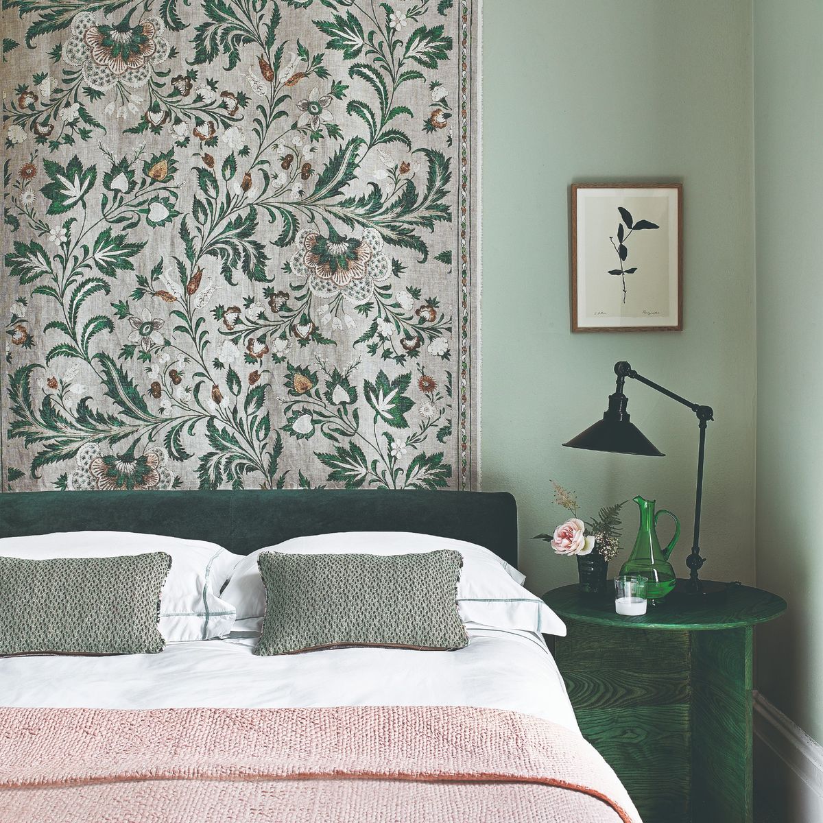 The 3 best green paint shades for a bedroom | Ideal Home