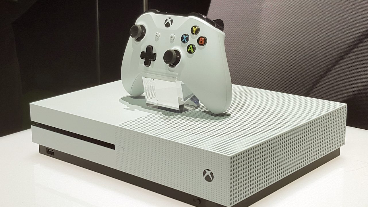 How to Play Movies on an Xbox One in 3 Different Ways