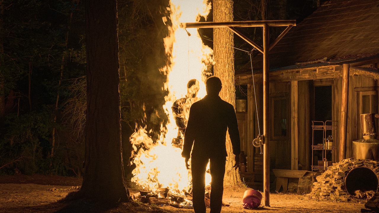 Dwight watching Jeremiah Dunmire's body burn in Tulsa King Season 3 finale