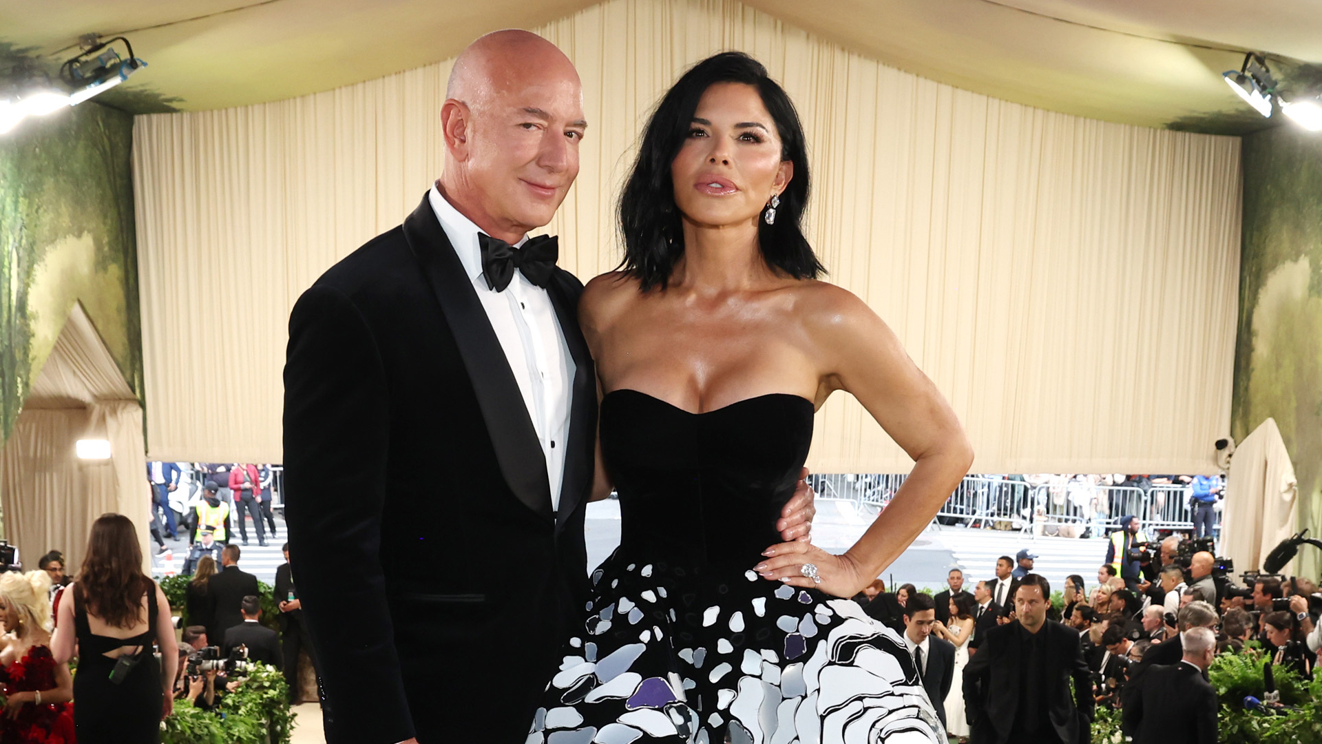 Jeff Bezos and Lauren Sanchez Bezos outside the 2024 Met Gala