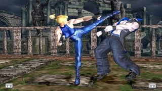 Sarah Bryant kicking Goh Hinogami in the face in the PS2 game Virtua Fighter 4 Evolution.