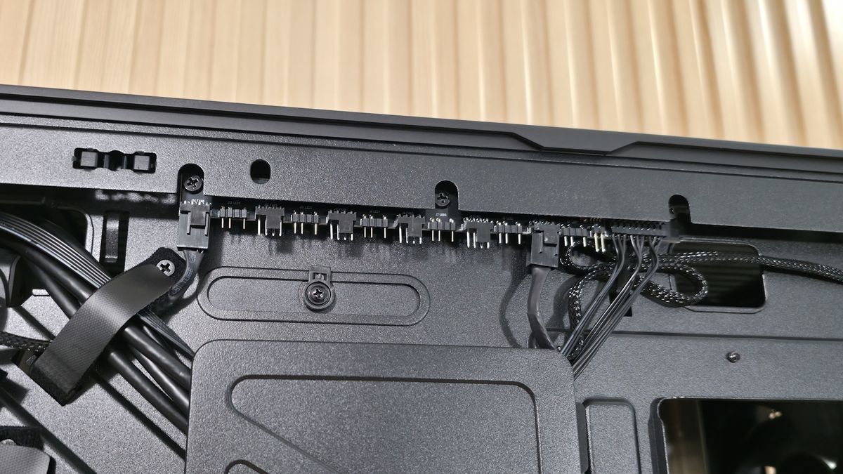 Cooler Master HAF II 500 - Inside
