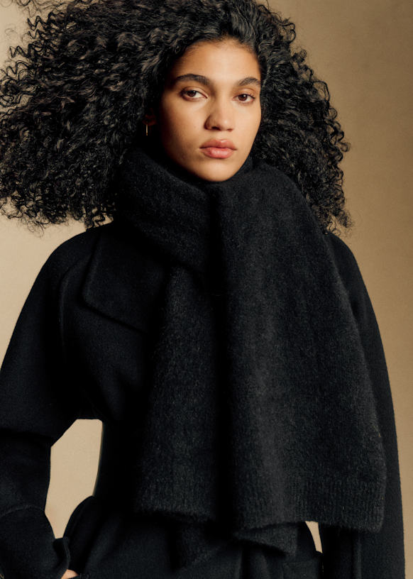 Marianne Scarf - Black - Baby Alpaca - Sézane