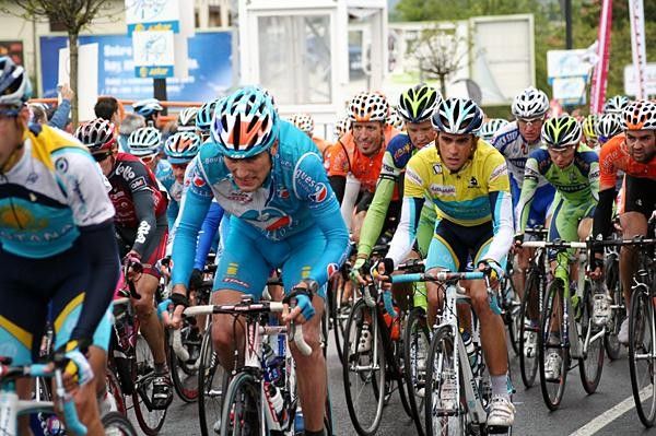 Contador stayed safely