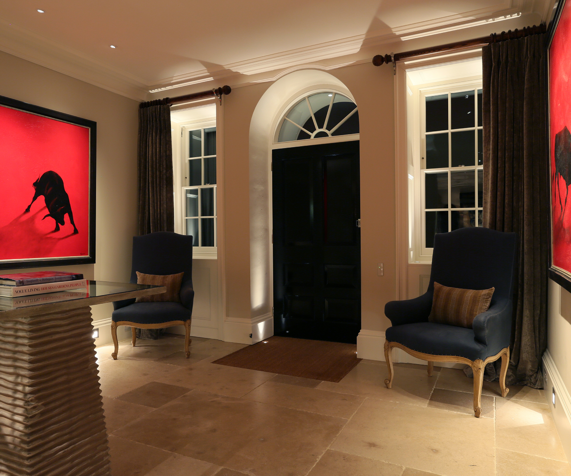 luxurious hallway with subtle spotlights in ceiling and spotlights in skirting