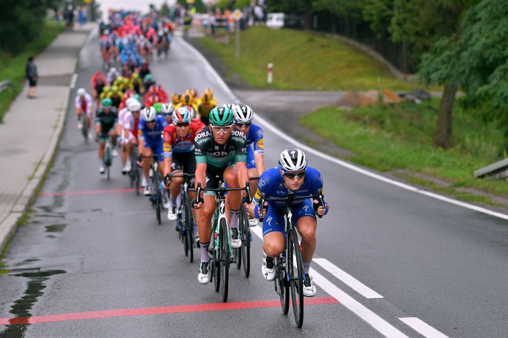 Maciej Bodnar and Petr Vakoc power the Poland peloton