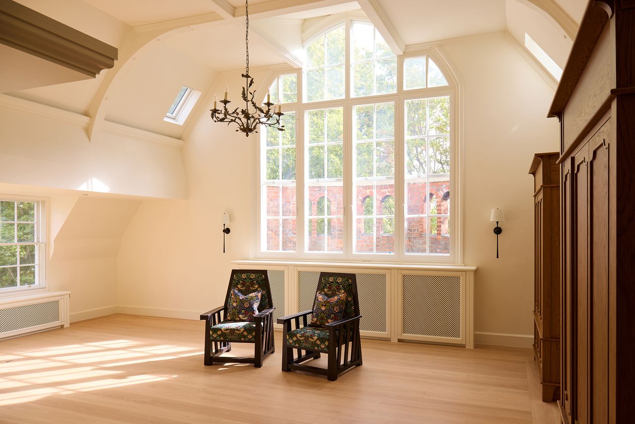 George Howard&rsquo;s original studio has been transferred into a 4.5m-high living room overlooking Kensington Gardens