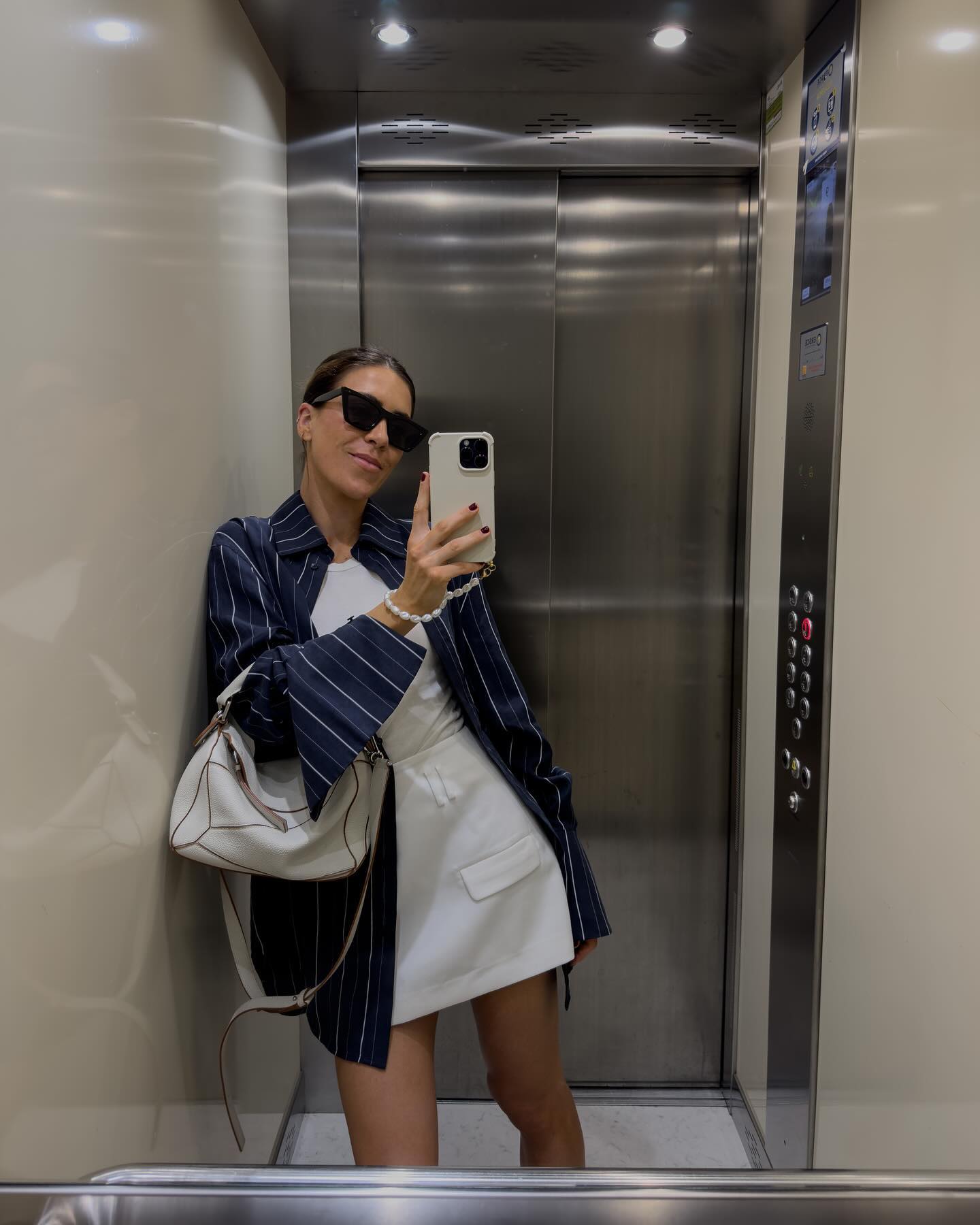 An image of @_jessicaskye wearing one of the best affordable fashion brands.