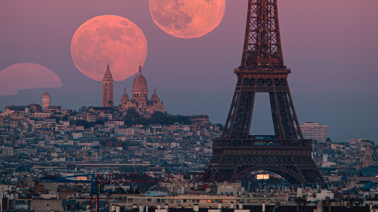 January’s full Wolf Moon leaps previous the Eiffel Tower in gorgeous picture of Paris skyline