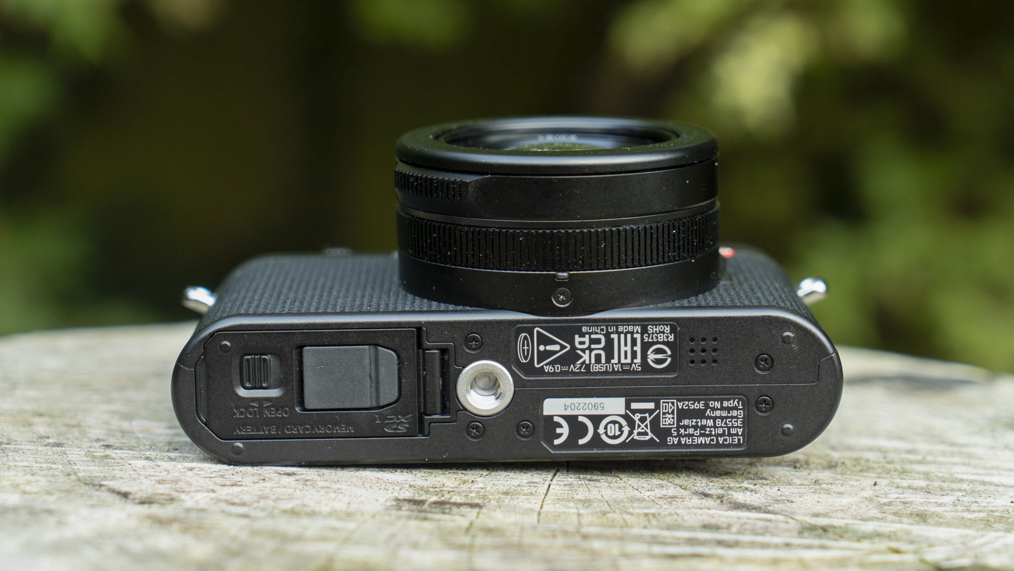 Image showing detail of the Leica D-Lux 8