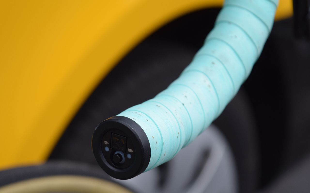 The Shimano Di2 interface port is located in the handlebar end