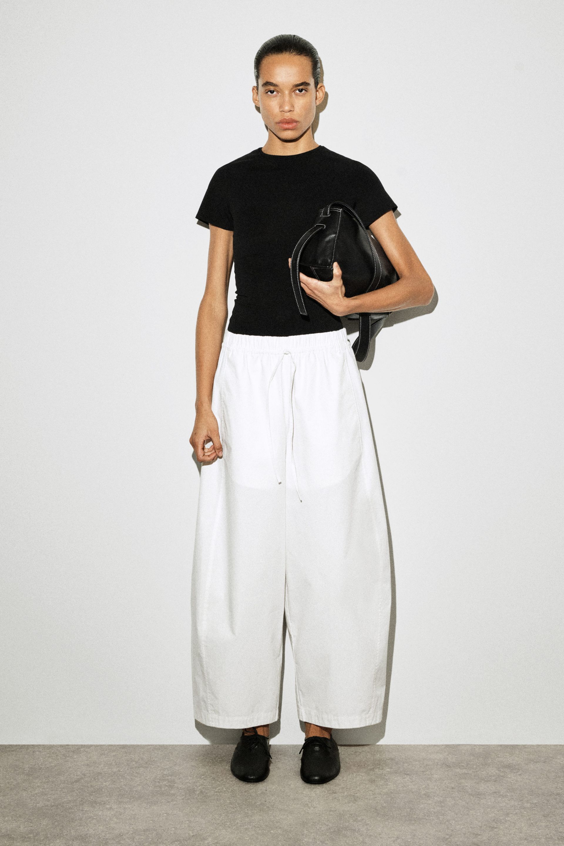 Elasticated Barrel-Leg Trousers