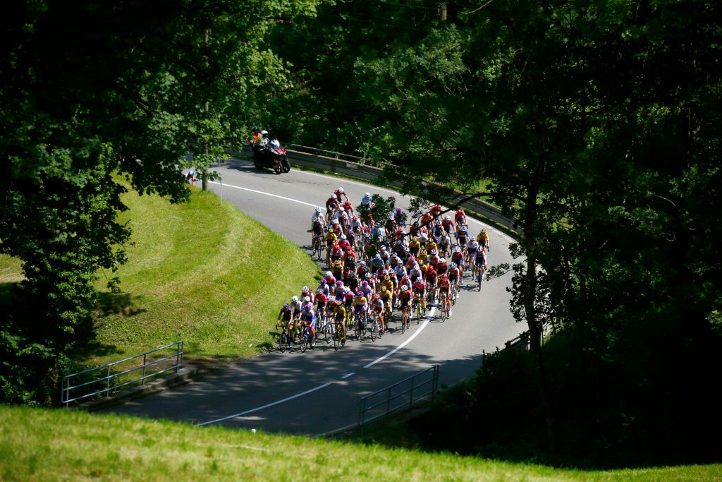 CHUR SWITZERLAND JUNE 20 A general view of the peloton passing through a landscape during the 2nd Tour de Suisse Women 2022 Stage 3 a 1242km stage from Vaduz to Chur on June 20 2022 in Chur Switzerland Photo by Heinz ZwickyGetty Images
