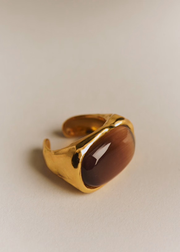 Sezan&amp;eacute;, Armindo Ring