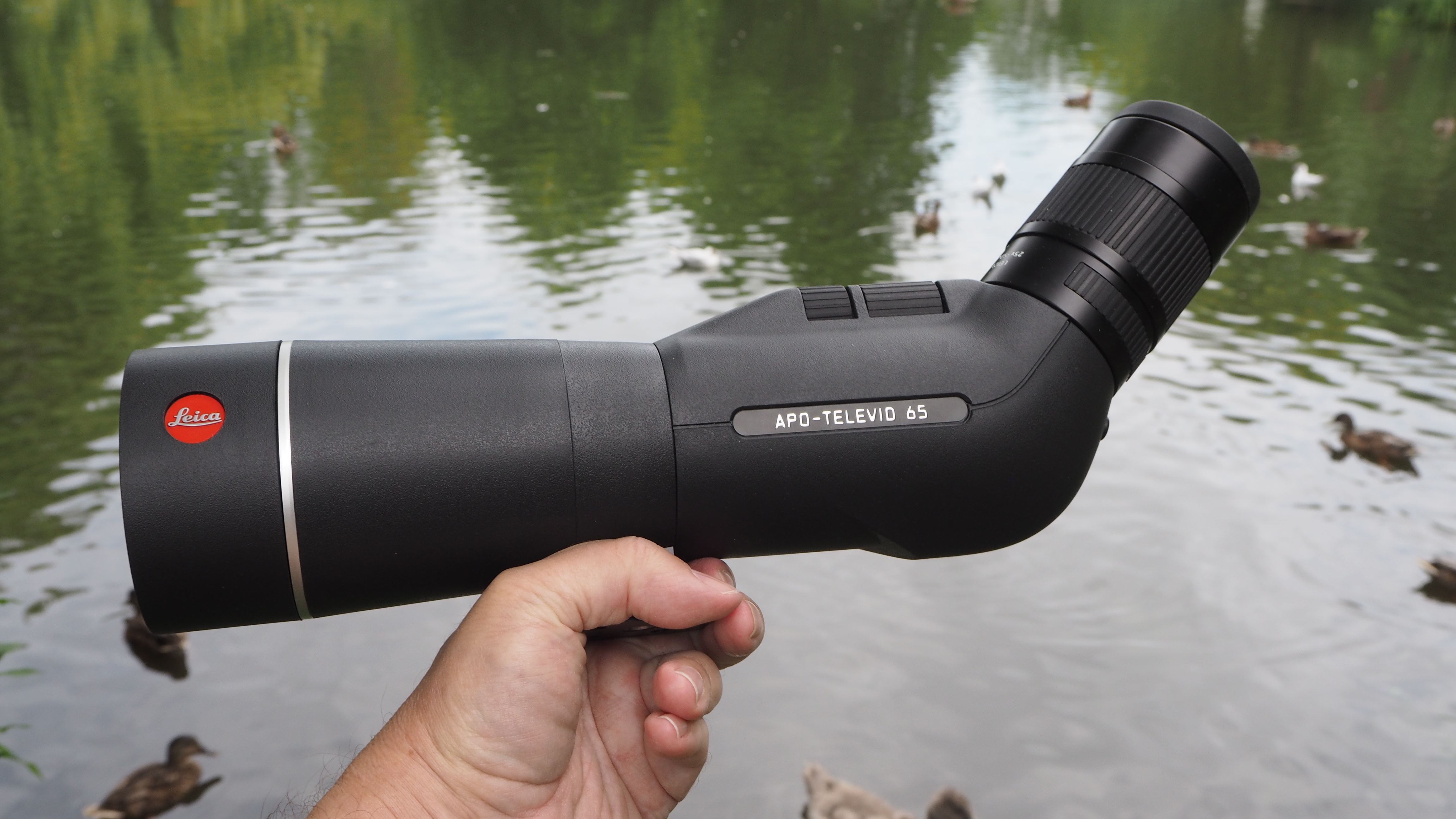 Leica APO-Televid 65 spotting scope