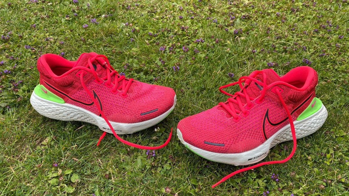 Nike ZoomX Invincible Run Flyknit 3 vs 2 Comparison Running Shoe Review